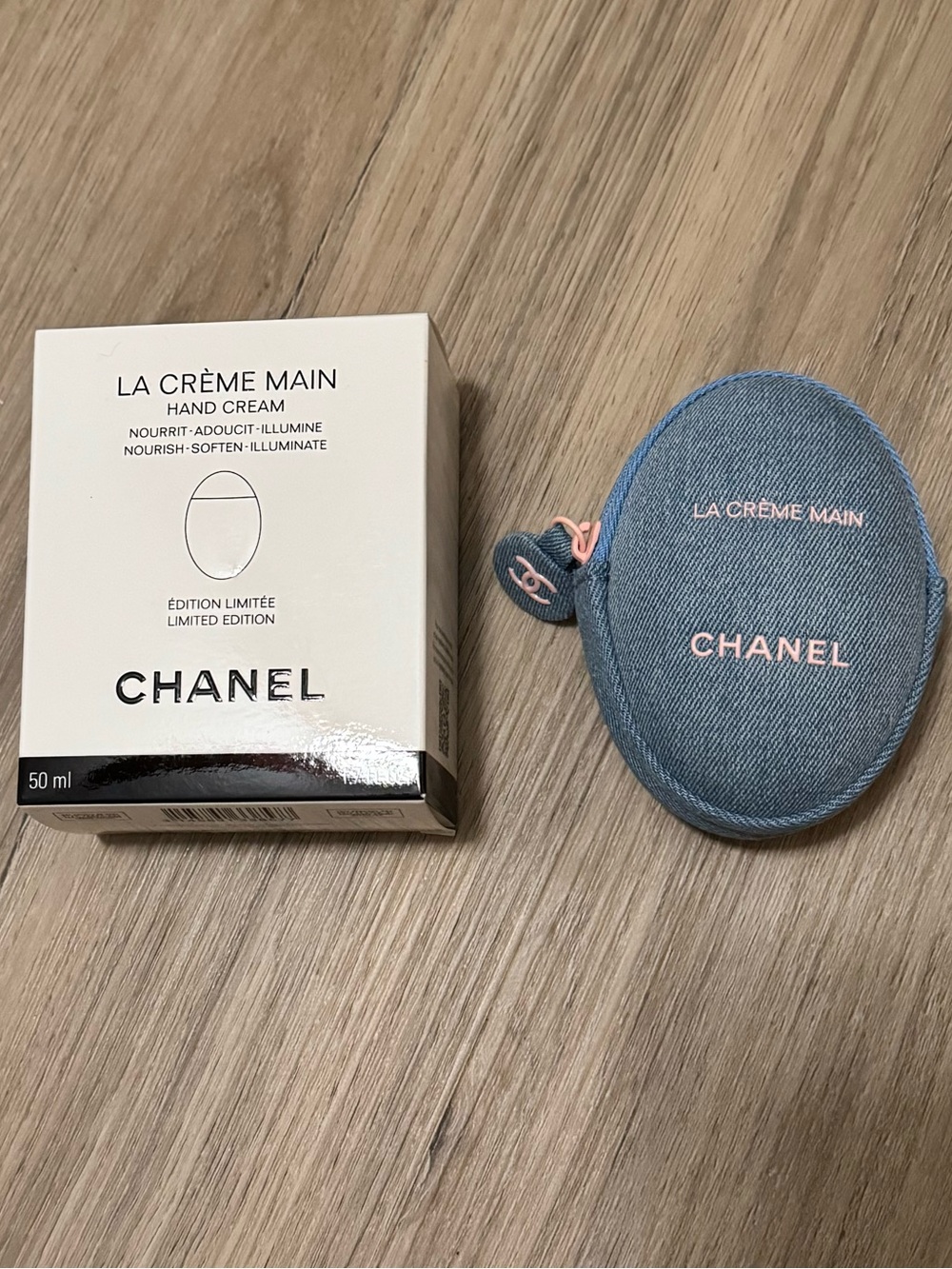 CHANEL La Creme Main 2026 Spring Coco Denim Collection Limited Edition - Picture 5 of 6